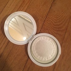Mattifying powder Arbonne